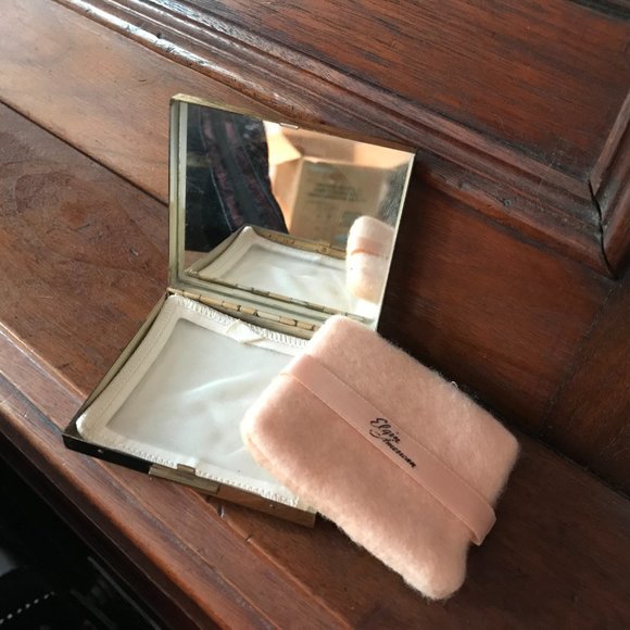 ELGIN AMERICAN: COMPACT VINTAGE - Picture 2 of 2